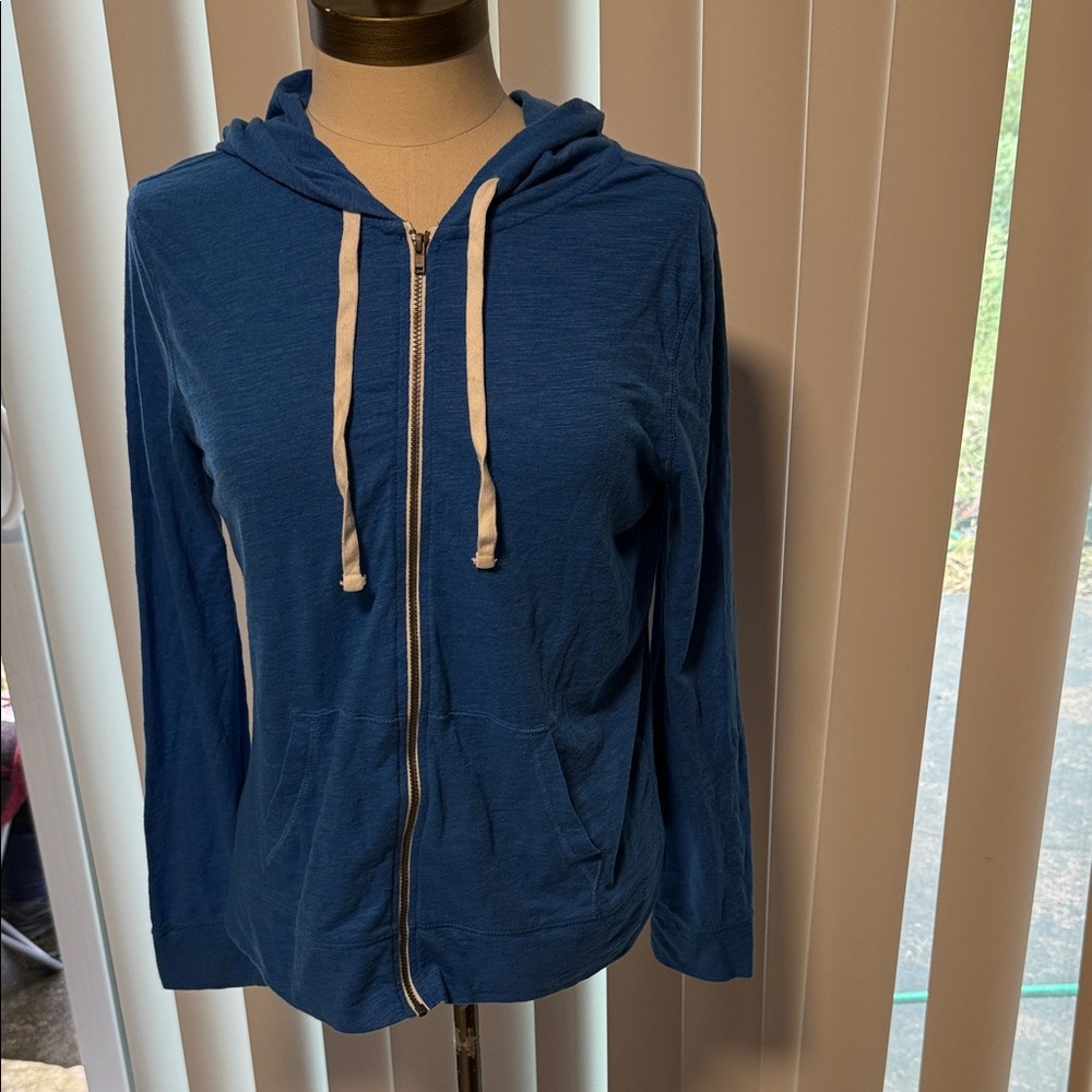 Blue Women's Hoodie old navy size S
#140/3tt - Picture 2 of 10